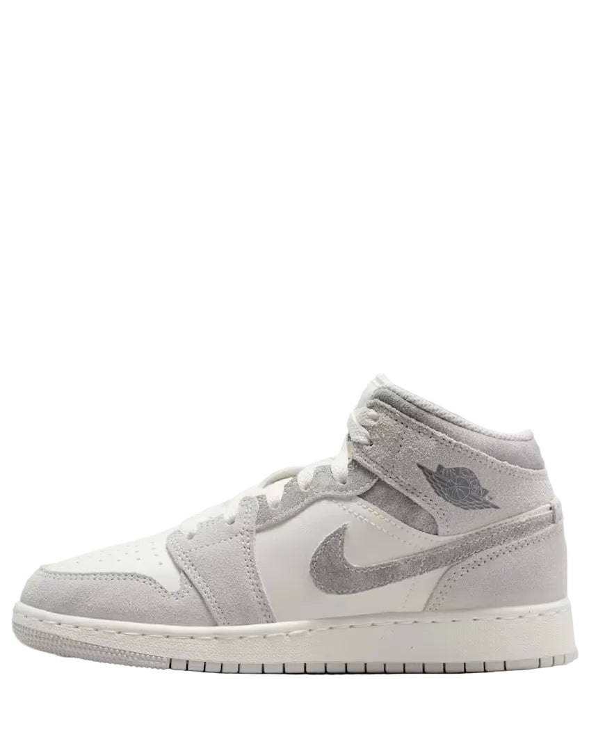 Air Jordan 1 Mid Se (Big Kid)