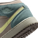 Air Jordan 1 Mid (Big Kid)